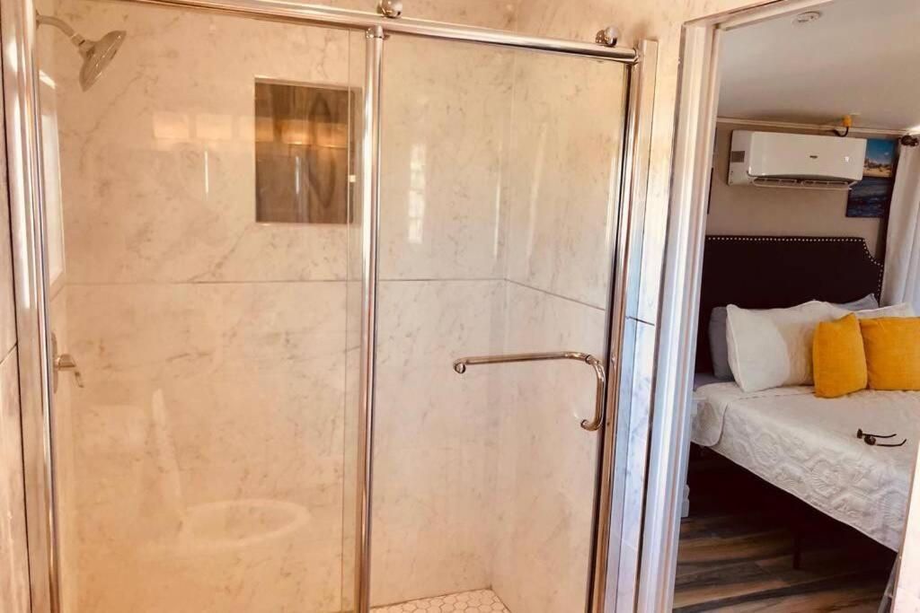 King & Queen Suite #8 Nassau Exteriér fotografie